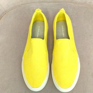 listing-status-banner